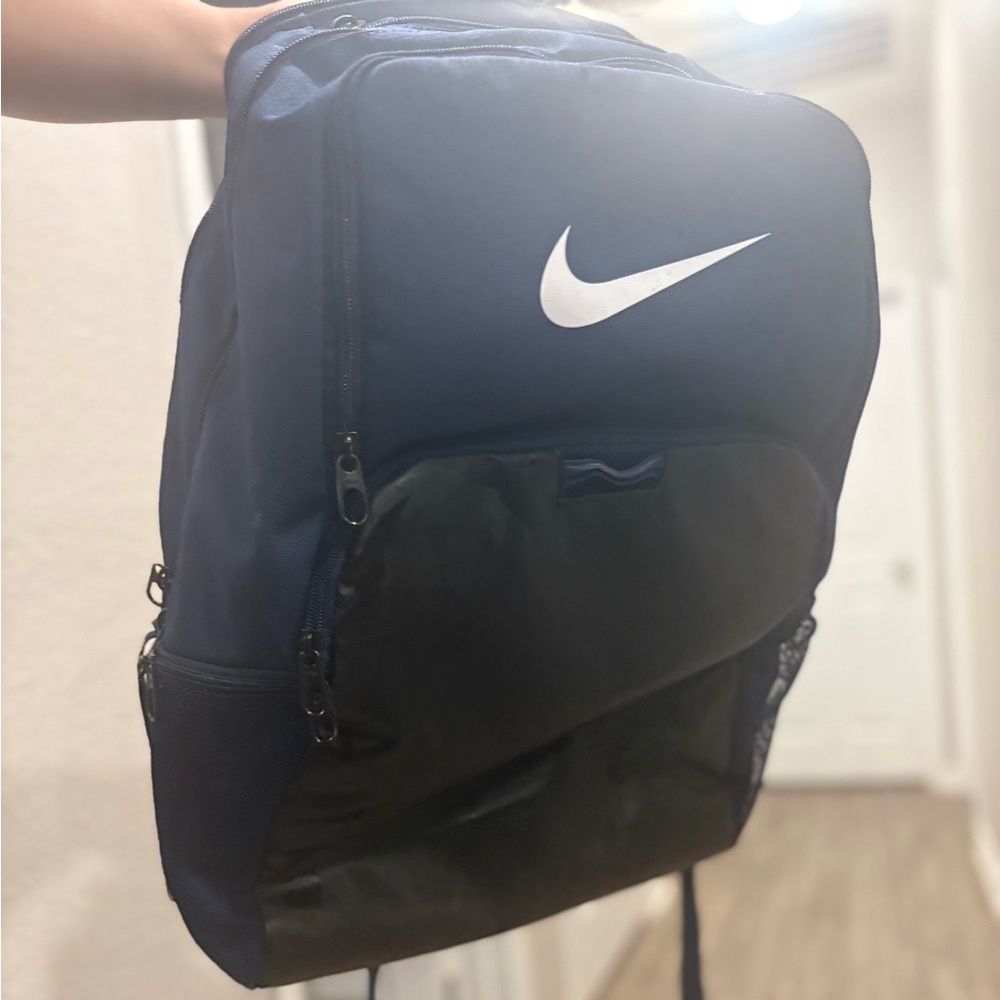 Nike Brasilia Training Backpack (Extra Large)  navy blue